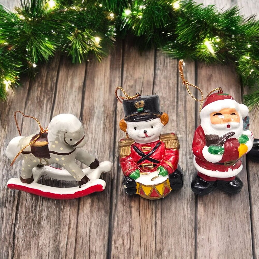 Vtg Set Of 3 Hand-Painted Ceramic Christmas Ornaments Santa Toy Soldier Horse‎